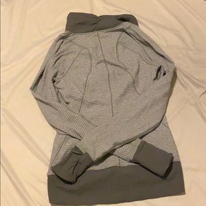 lululemon athletica Tops - Lululemon Athletica- Size 6 1/2 Zip lululemon athletica Tops - Lululemon Athletica- Size 6 1/2 Zip